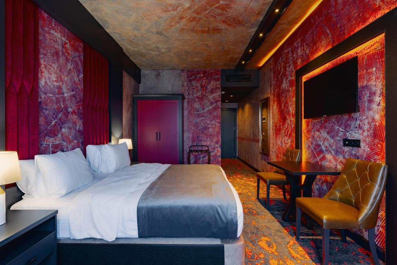 Tapis Rouge Design Boutique 5* Батумі